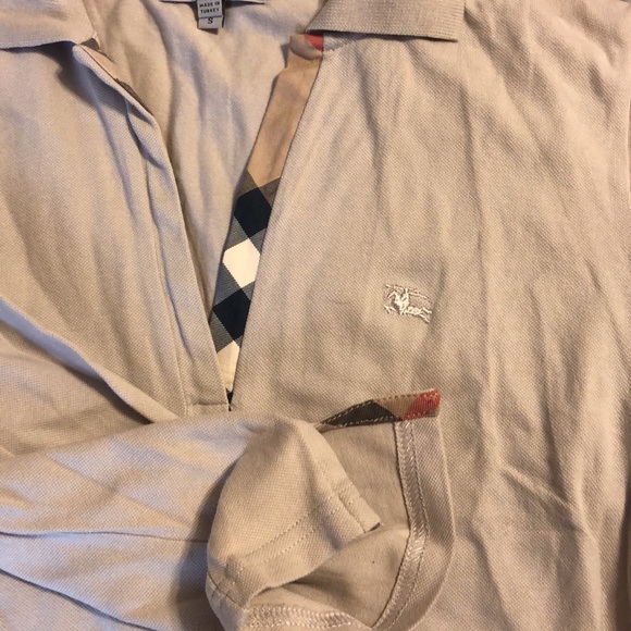 Burberry tan/khaki v-neck polo Sz Small - Picture 7 of 7